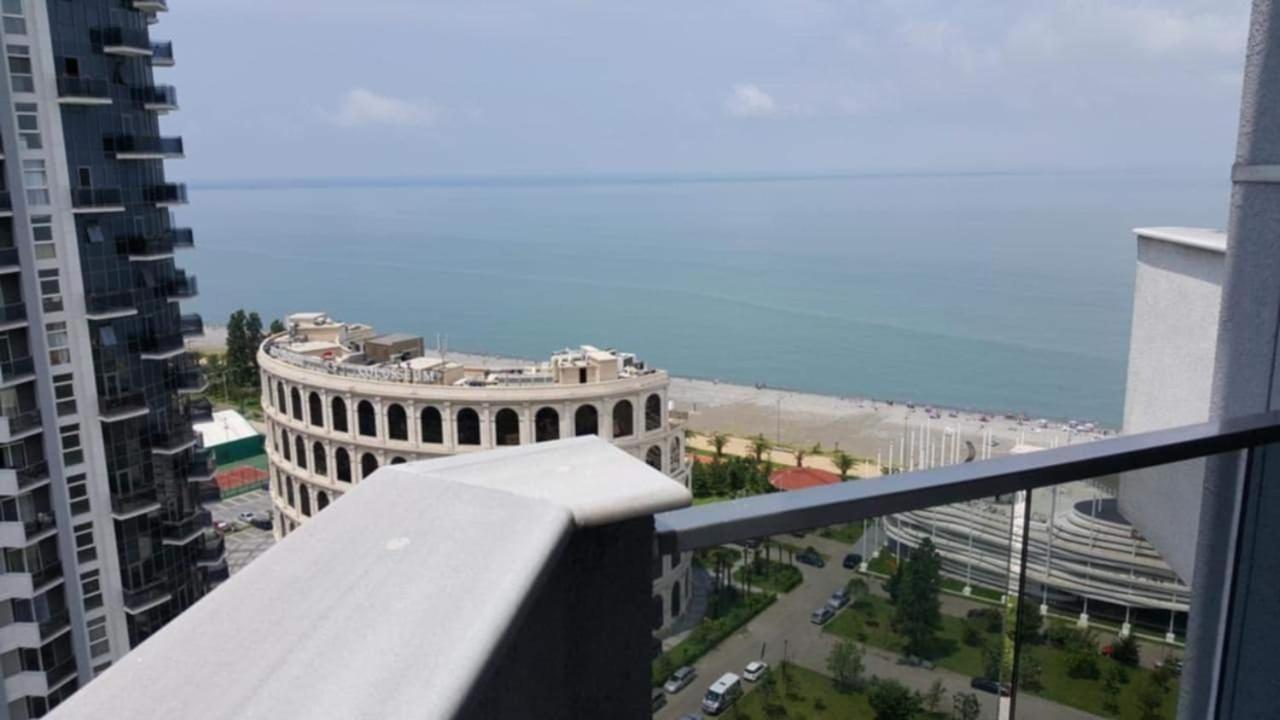 Apartments On Horizon Batumi Exterior photo